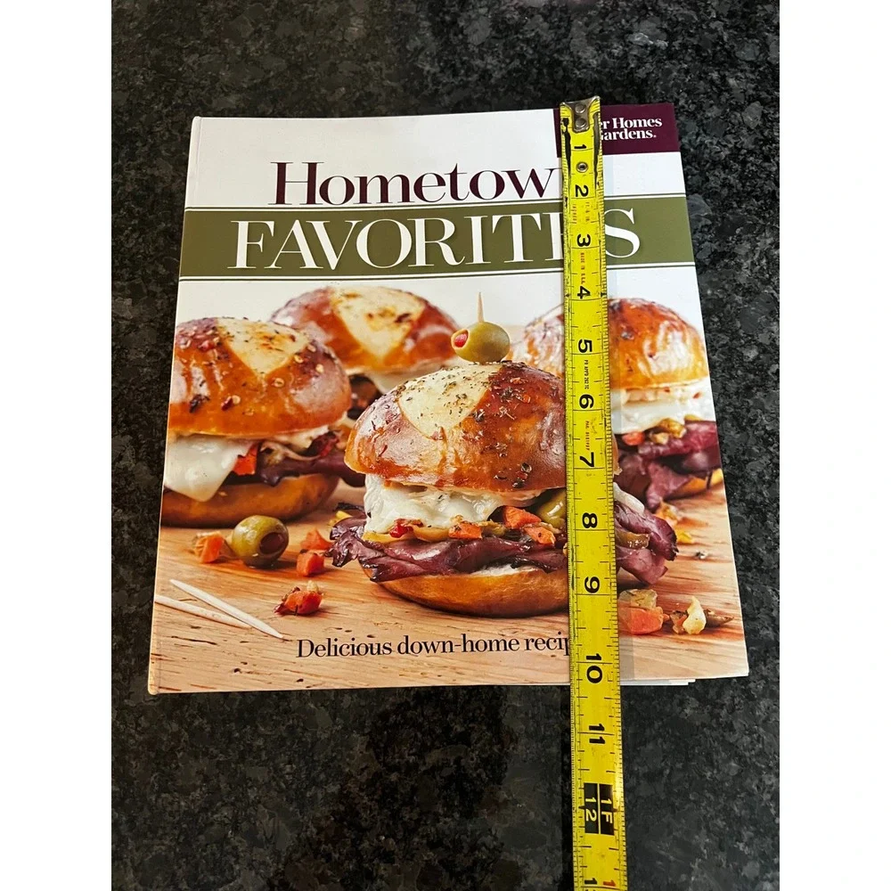 Better Homes Gardens Hometown Favorites Cookbook Recipes Parties Gatherings 2017